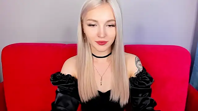 LisaFoxyMe online show from September 27, 2025, 8:31 am