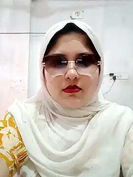 Snapshot of Nusrat-N chatting on June 16, 2026, 7:08 am Nusrat-N online show from June 16, 2026, 7:08 am