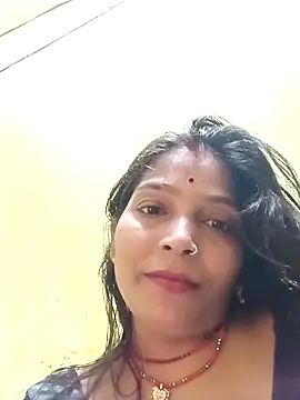 Snapshot of Samiya-143 chatting on September 22, 2025, 5:57 am Samiya-143 online show from September 22, 2025, 5:57 am
