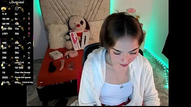 Mia Victoria22 online show from June 24, 2026, 2:21 am
