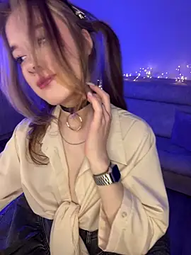 Snapshot of Marryme- chatting on March 26, 2026, 2:04 pm Marryme- online show from March 26, 2026, 2:04 pm