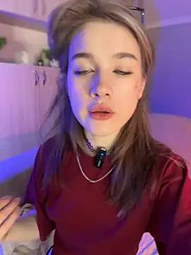 Snapshot of Marryme- chatting on May 15, 2026, 3:21 pm Marryme- online show from May 15, 2026, 3:21 pm