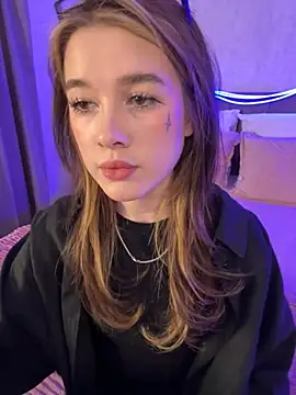 Snapshot of Marryme- chatting on March 20, 2026, 1:34 pm Marryme- online show from March 20, 2026, 1:34 pm