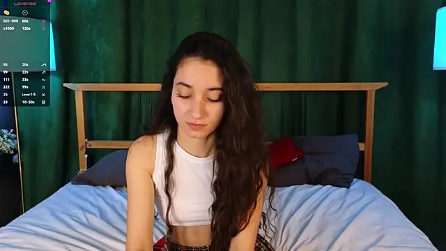 BettyMaldonado online show from September 29, 2025, 7:15 am