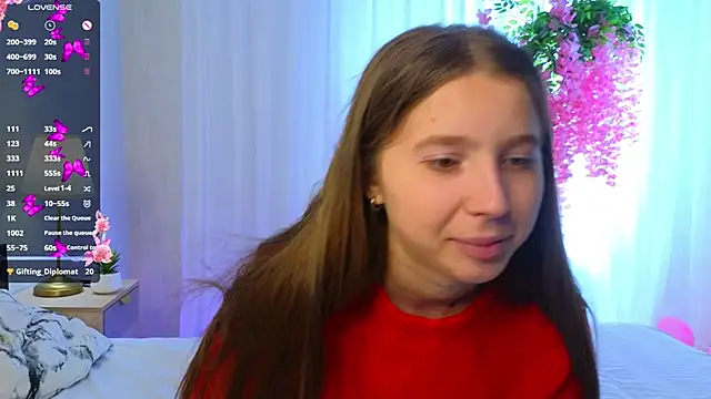 Snapshot of CatherineRichards chatting on October 3, 2025, 7:54 am CatherineRichards online show from October 3, 2025, 7:54 am