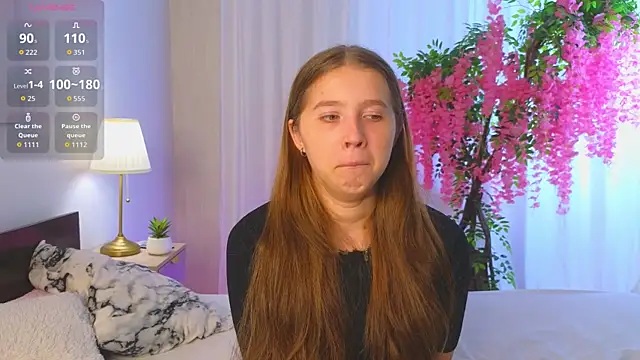 Snapshot of CatherineRichards chatting on October 6, 2025, 8:59 am CatherineRichards online show from October 6, 2025, 8:59 am