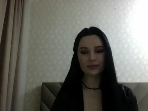 Snapshot of Lulii24 chatting on February 12, 2026, 12:32 am Lulii24 online show from February 12, 2026, 12:32 am
