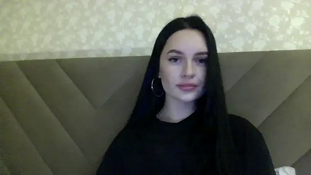 Snapshot of Lulii24 chatting on September 18, 2025, 12:35 am Lulii24 online show from September 18, 2025, 12:35 am