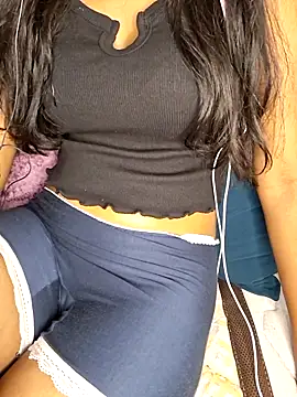 trending tamizhachii online show from December 14, 2025, 1:17 pm