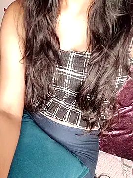 trending tamizhachii online show from October 19, 2025, 5:59 pm