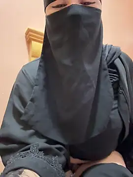  Laiali  online show from March 26, 2026, 1:37 am