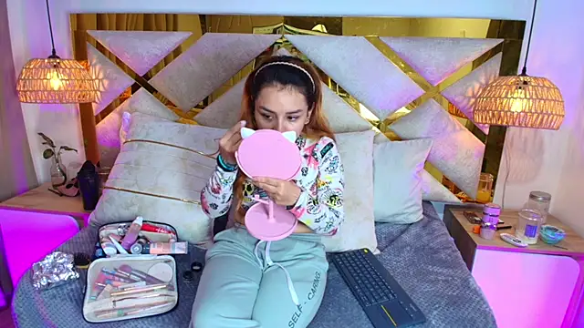 Scarlett Vegaa online show from October 30, 2025, 11:30 am