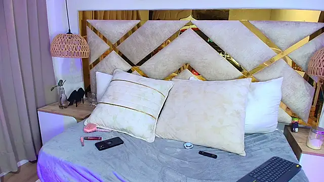 Scarlett Vegaa online show from October 4, 2025, 10:28 am