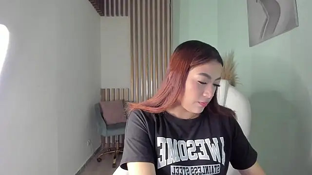 Snapshot of MacarenaRosse chatting on September 25, 2025, 7:53 pm MacarenaRosse online show from September 25, 2025, 7:53 pm