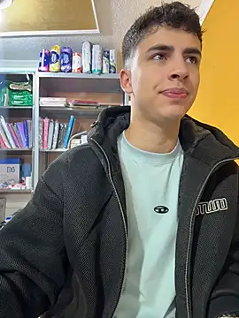 AdrianRinaldi online show from May 22, 2026, 1:53 pm
