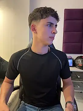 Snapshot of AdrianRinaldi chatting on January 15, 2026, 8:12 pm AdrianRinaldi online show from January 15, 2026, 8:12 pm