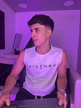 Snapshot of AdrianRinaldi chatting on February 9, 2026, 8:07 pm AdrianRinaldi online show from February 9, 2026, 8:07 pm