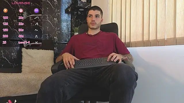 Rafael Mendezz online show from May 26, 2026, 8:51 pm