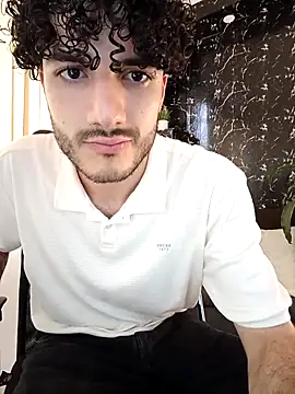 Rafael Mendezz online show from February 13, 2026, 8:42 pm