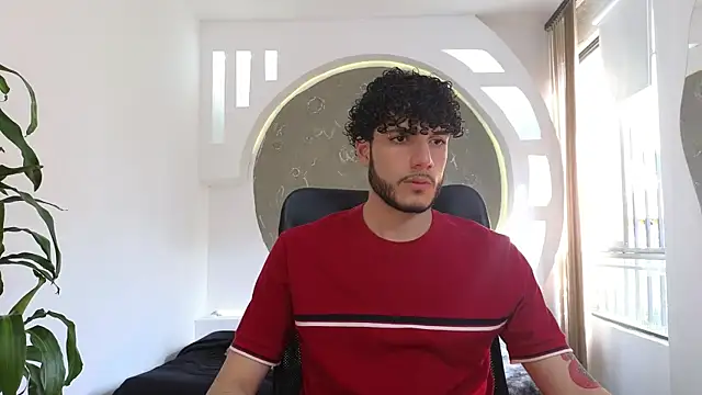 Rafael Mendezz online show from October 16, 2025, 8:39 pm