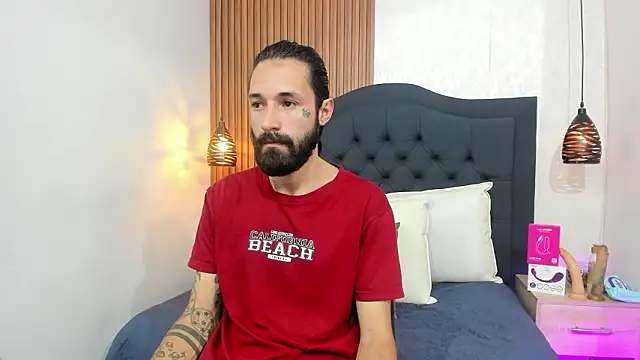 Snapshot of Hisoka_011 chatting on March 20, 2026, 7:26 pm Hisoka 011 online show from March 20, 2026, 7:26 pm