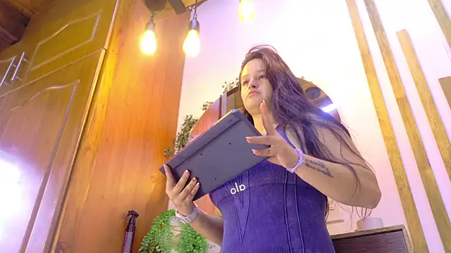 Jennifer Vega1 online show from May 12, 2026, 8:37 pm