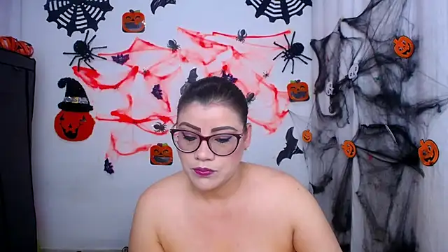 ValeriaHairy online show from October 14, 2025, 3:51 am