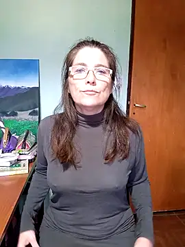 Snapshot of Merida2276 chatting on October 19, 2025, 1:47 pm Merida2276 online show from October 19, 2025, 1:47 pm