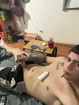 Snapshot of TuLoco003 chatting on April 14, 2026, 9:53 pm TuLoco003 online show from April 14, 2026, 9:53 pm