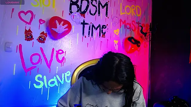 Sweettpleasure online show from October 10, 2025, 2:29 pm