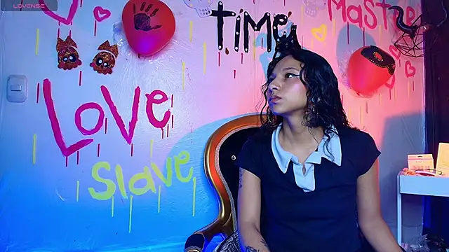 Sweettpleasure online show from November 15, 2025, 1:59 pm