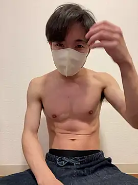 Yuma0718 online show from February 19, 2026, 12:24 pm