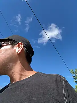 marlonghc4 online show from November 25, 2025, 3:56 pm