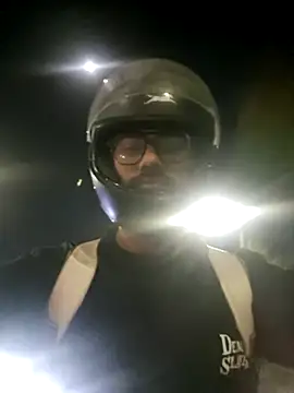 Snapshot of YoursThickDick chatting on March 31, 2026, 4:42 pm YoursThickDick online show from March 31, 2026, 4:42 pm