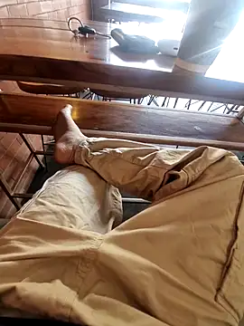 Snapshot of YoursThickDick chatting on April 2, 2026, 9:16 am YoursThickDick online show from April 2, 2026, 9:16 am