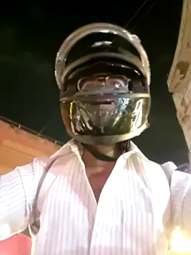 Snapshot of YoursThickDick chatting on April 14, 2026, 4:12 pm YoursThickDick online show from April 14, 2026, 4:12 pm