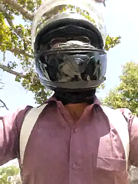 Snapshot of YoursThickDick chatting on April 13, 2026, 5:44 am YoursThickDick online show from April 13, 2026, 5:44 am