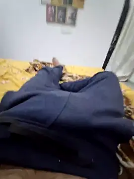 Snapshot of YoursThickDick chatting on September 29, 2025, 3:13 am YoursThickDick online show from September 29, 2025, 3:13 am