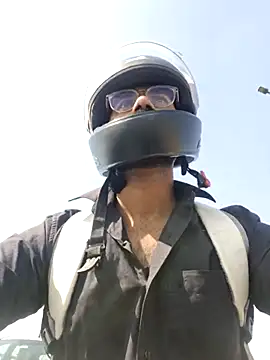 Snapshot of YoursThickDick chatting on November 6, 2025, 5:55 am YoursThickDick online show from November 6, 2025, 5:55 am