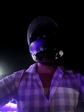 Snapshot of YoursThickDick chatting on September 12, 2025, 4:40 pm YoursThickDick online show from September 12, 2025, 4:40 pm