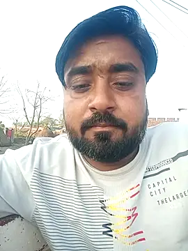 Snapshot of Raju_fuckerr chatting on February 28, 2026, 11:32 am Raju fuckerr online show from February 28, 2026, 11:32 am