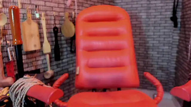 ariel bdsm online show from March 27, 2026, 8:26 am