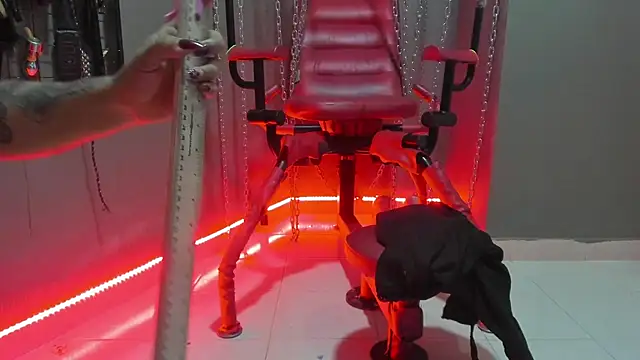 ariel bdsm online show from June 28, 2026, 12:28 am