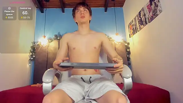 Oscar and dani online show from November 21, 2025, 4:00 am