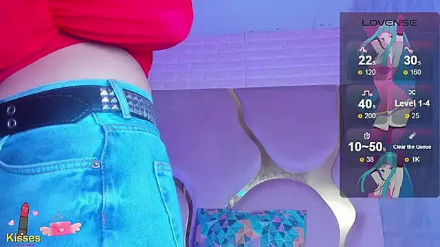 Niina Sissy online show from April 19, 2026, 4:02 am