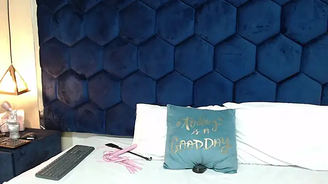 secretdream vc online show from October 21, 2025, 2:38 pm