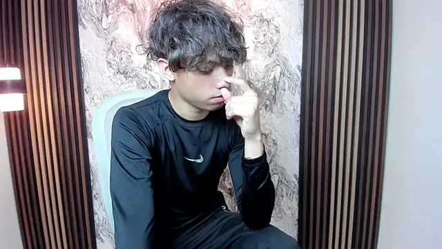 Snapshot of Honeymoon_sariel chatting on April 1, 2026, 1:41 pm Honeymoon sariel online show from April 1, 2026, 1:41 pm