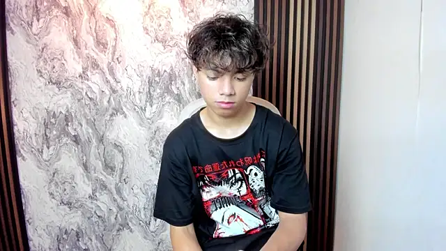 Snapshot of Honeymoon_sariel chatting on March 25, 2026, 12:48 pm Honeymoon sariel online show from March 25, 2026, 12:48 pm