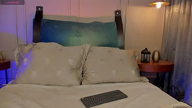 Snapshot of NaishaFord_1 chatting on October 18, 2025, 3:08 am NaishaFord 1 online show from October 18, 2025, 3:08 am