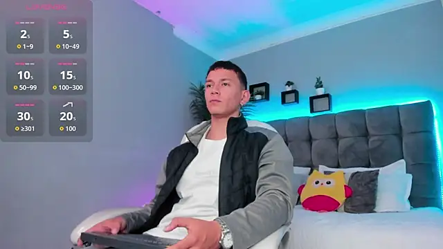 Thomas moon online show from June 10, 2026, 1:45 pm